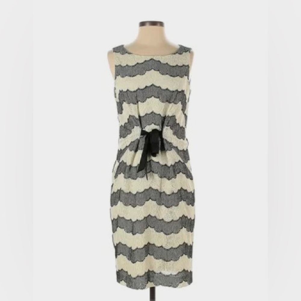 New York and Company (Eva Mendez) size 4 -black & white/ cream lace dress